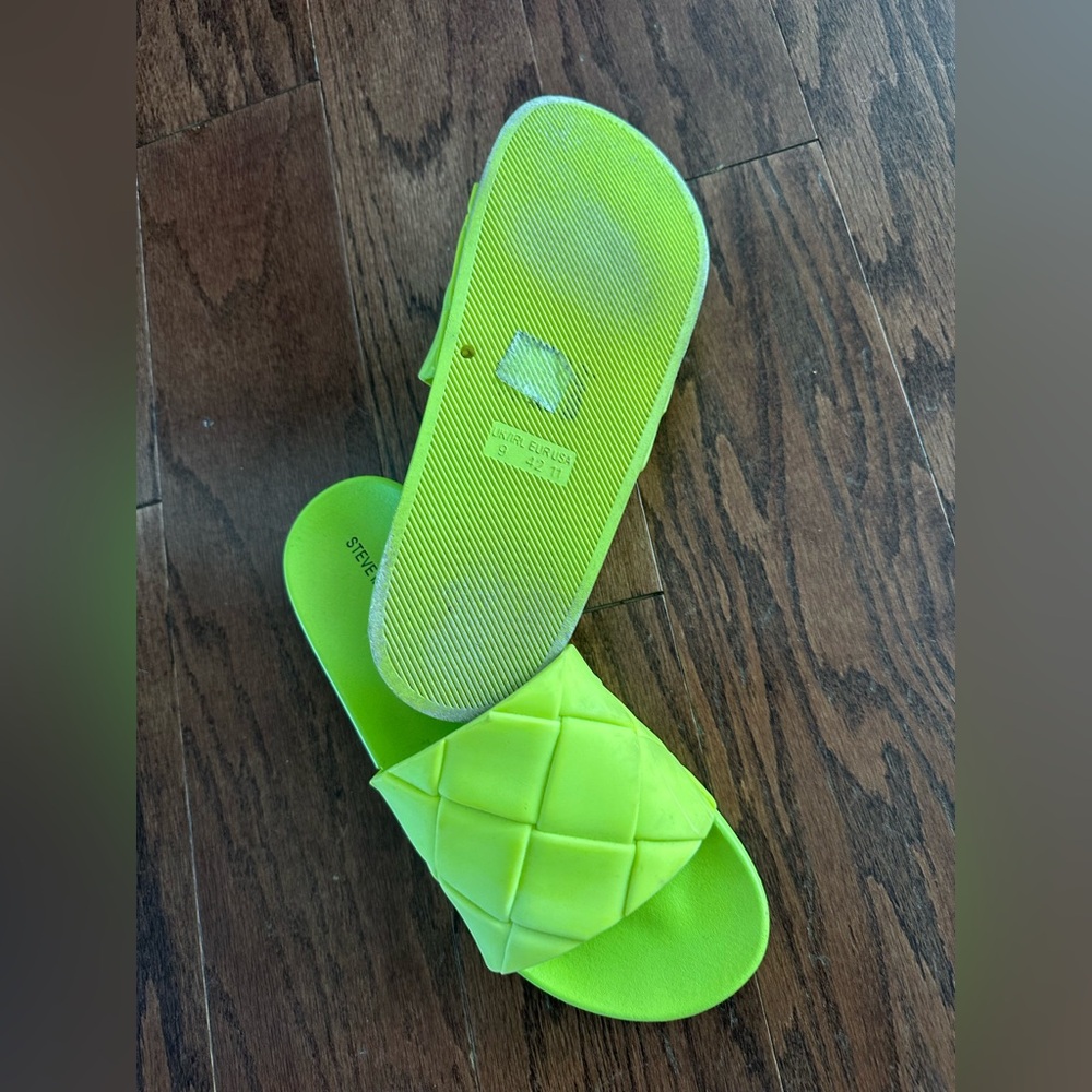 Neon Green Pool Slides - Picture 2 of 2